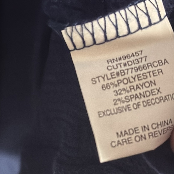 NWT Navy Blue Sleeveless Crochet Top plus size 2x summer vacation lightweight - Picture 5 of 10